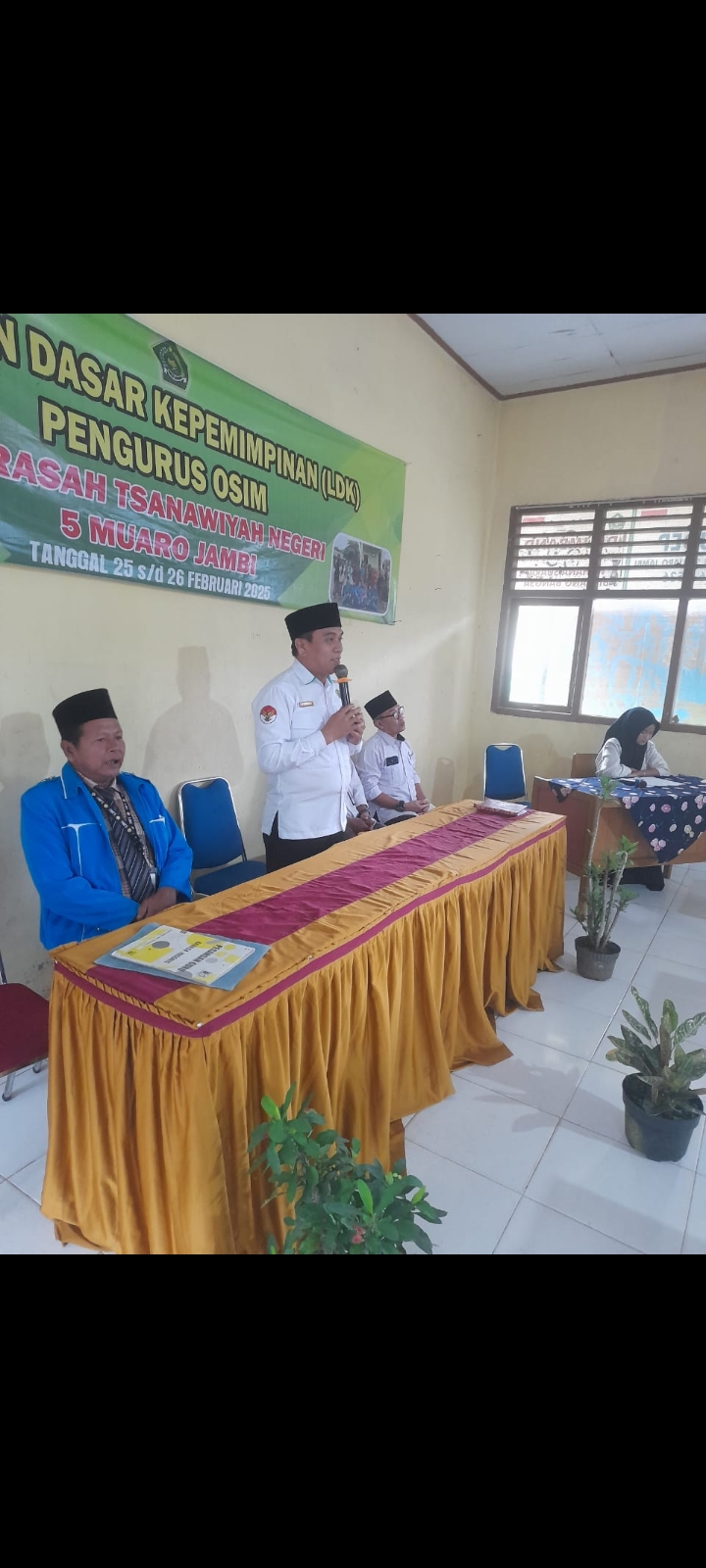 Menjelang Bulan Puasa, MTs N 5 Muaro Jambi Gelar Latihan Dasar Kepemimpinan Siswa