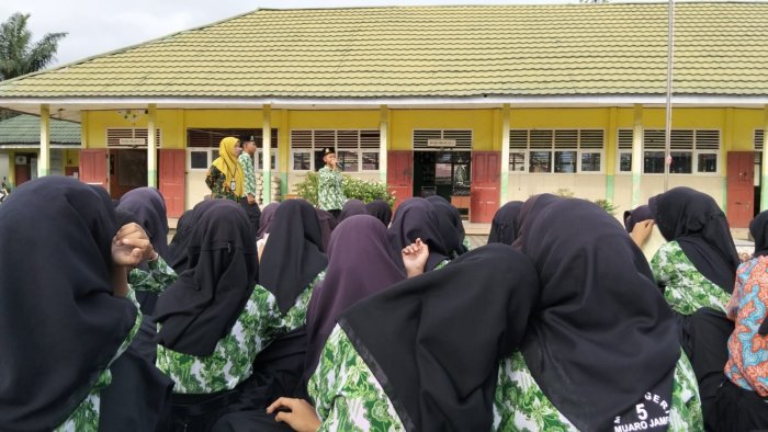Madrasah, Lingkungan Indah Tanpa Sampah