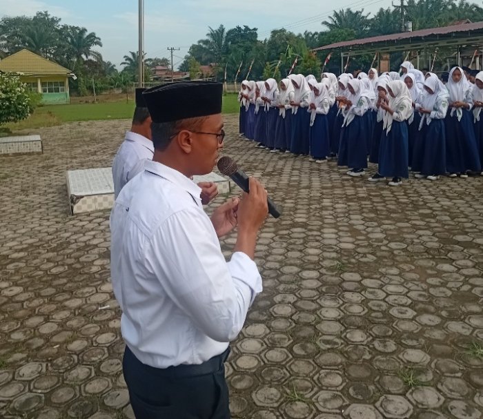 Asesment, Doa Bersama di Hari Pertama.