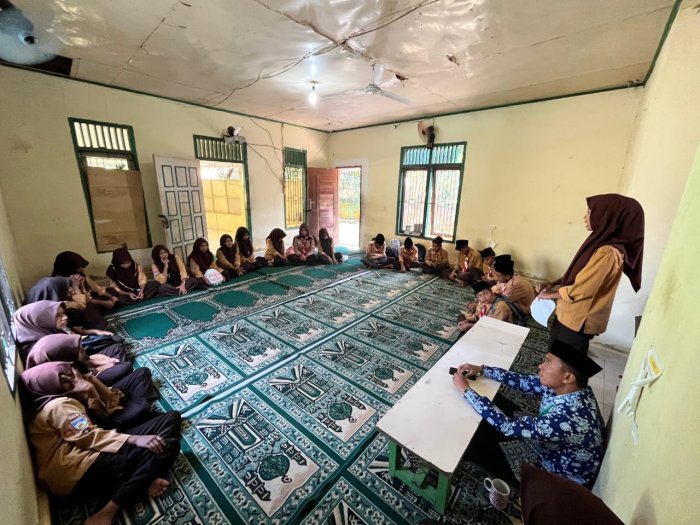 Muhadhoroh OSIM, Membekali Pengurus Dengan Skil Publik Speaking