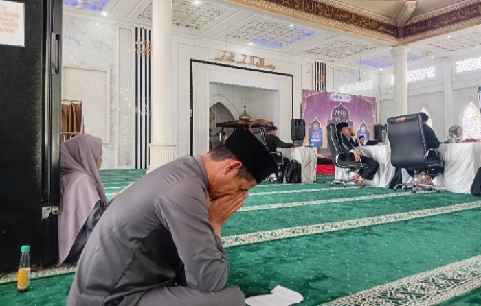 Hendri Sirajobulu, Peserta Tampil Pelatih Menggigil.