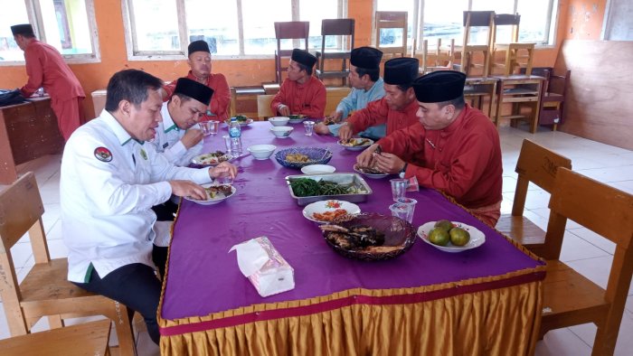 PKKM MTsN 5, Menuju Madrasah Hebat Bermartabat ( Part 10 - Makan Bersama / The End )