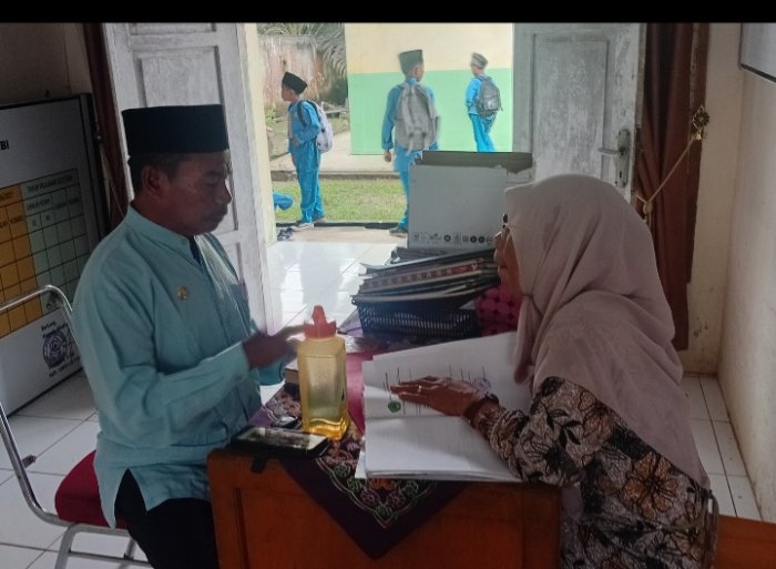 ASAS, Bagian TU Kumpulkan dan Verifikasi Semua Berkas