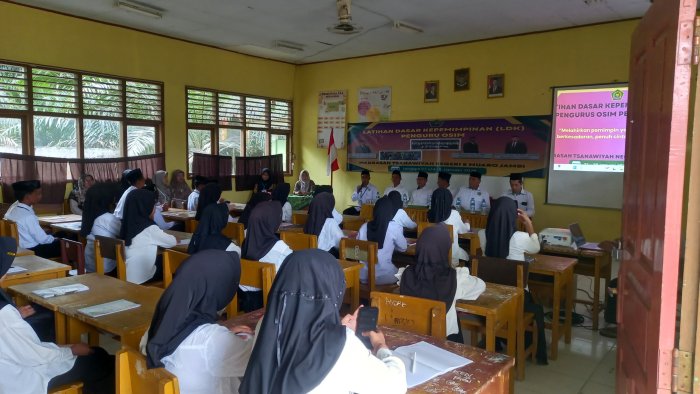 Persiapkan Calon Pemimpin Masa Depan, MTsN 5 Gelar LDKS