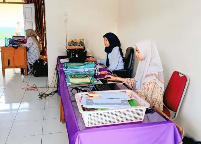 Membuat Laporan Kinerja Harian (LKH) Bulan September 2025 MTsN 5 Muaro Jambi