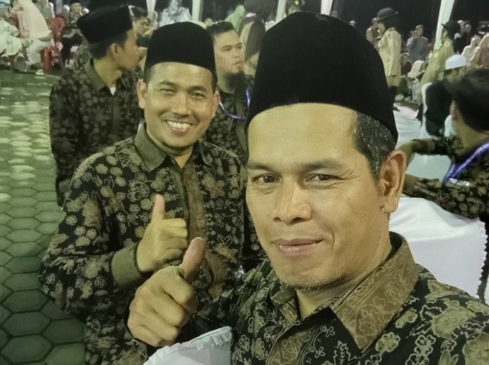 MTQ, Guru MTsN 5 Hadiri Penutupan ( Part 3 - Bertemu Kawan Sesama Pelatih )