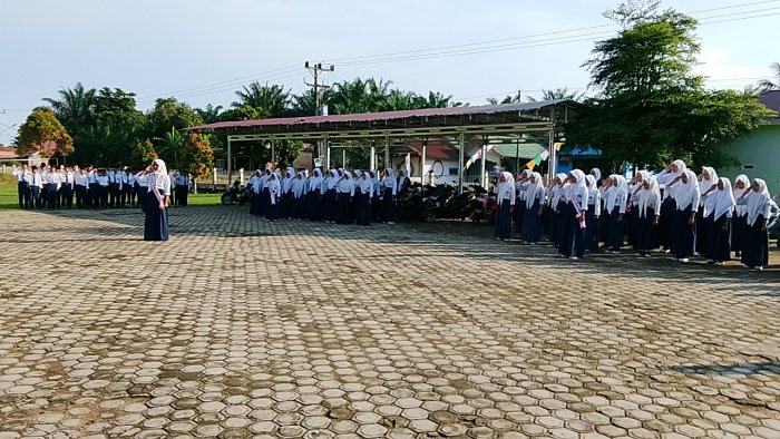 Kelas VII Sulthan Thaha, Petugas Upacara Tampil Luar Biasa