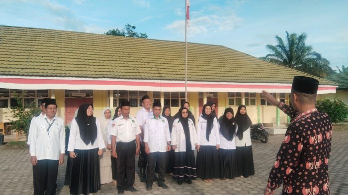 Apel Senin Pagi, Berdoa Untuk Negeri