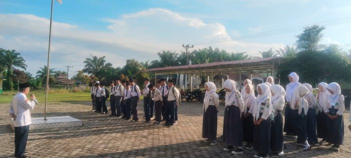 Hari Pertama UM MTsN 5, Wakakur Beri Pengarahan