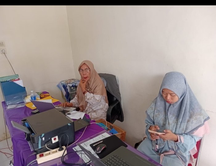 Jelang PKKM, MTsN 5 Muaro Jambi Persiapkan Berkas