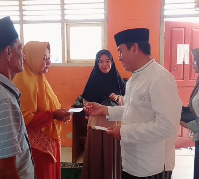 Ramadhan Berkah, MTsN 5 Salurkan Zakat Fitrah