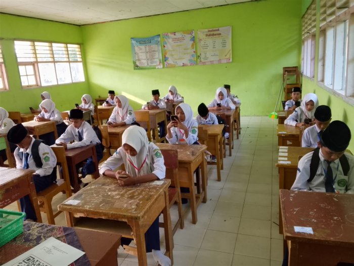 Berbasis CBT Exambro Client, Asesmen MTsN 5 Berlangsung Efektif dan Efisien
