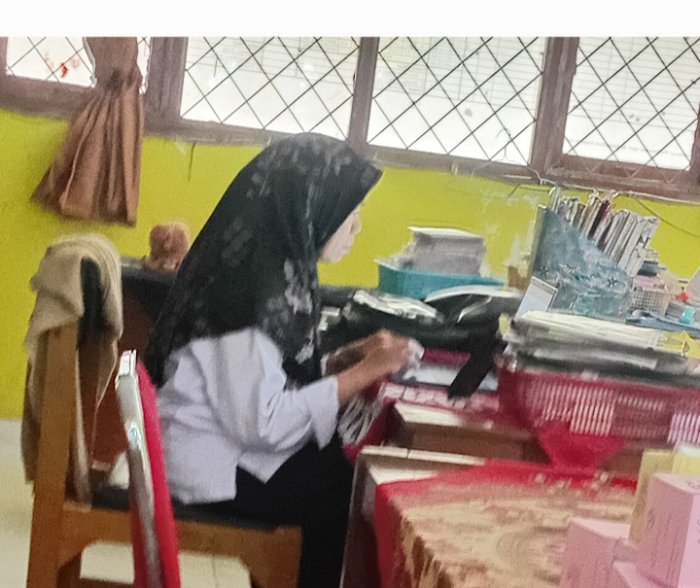 Jelang Akhir Tahun, Bendahara Koperasi Rekap Laporan Keuangan.