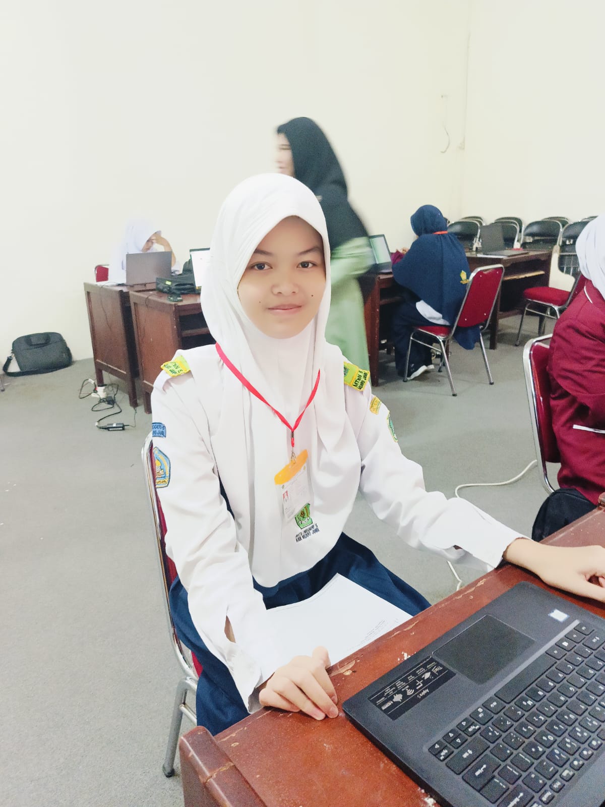 Kompetisi Sains Madrasah, MTs N 5 Muaro Jambi Ukir Prestasi.