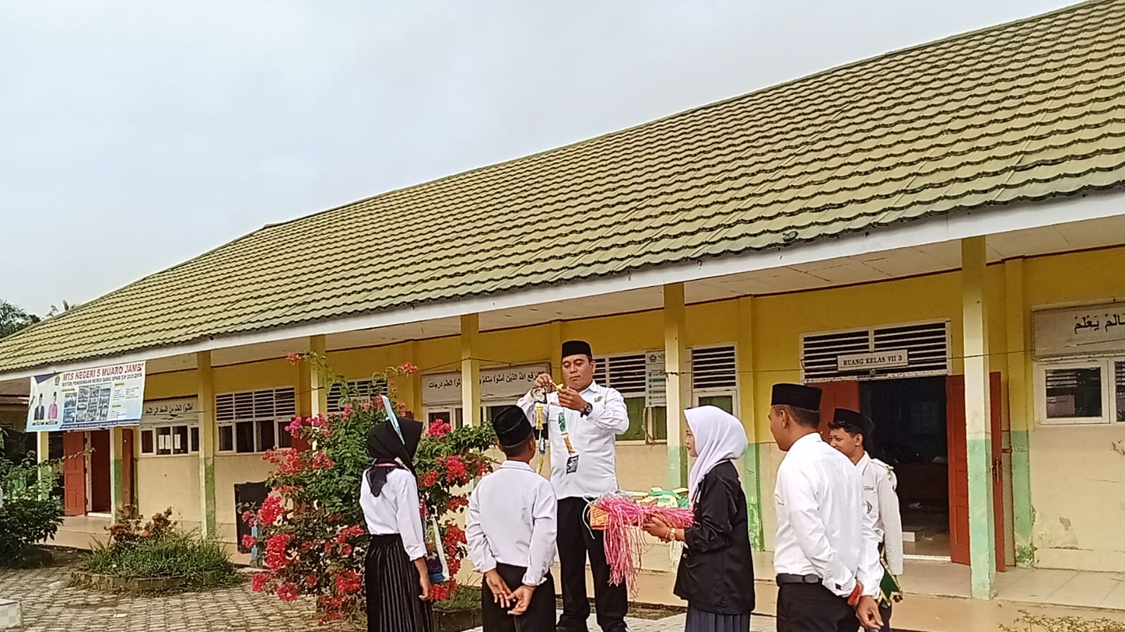 Matsama, Washilah Adaptasi Siswa