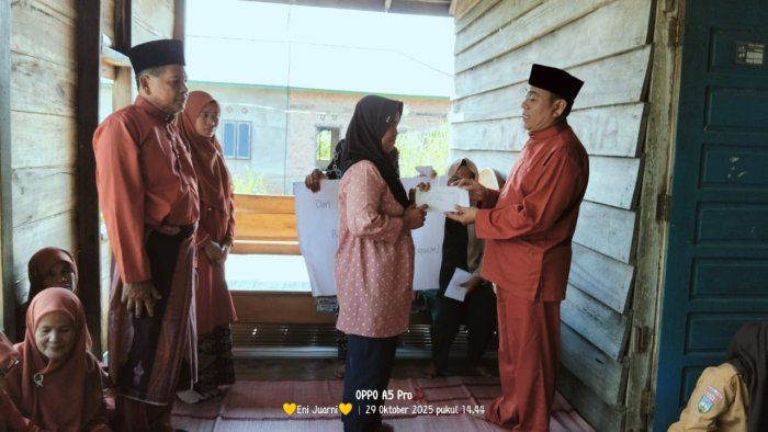 Bantu Korban : Kepala Madrasah, Semoga Bisa Meringankan Beban