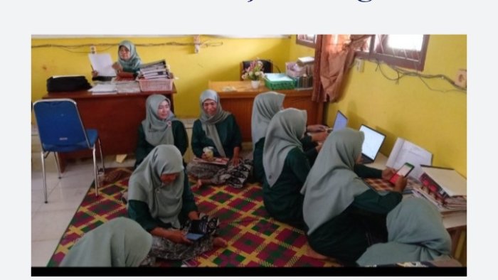 Akhir Bulan, Guru MTsN 5 Selesaikan Laporan Kinerja Harian.