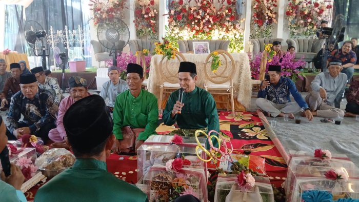 Pelamaran Adat Jambi, Guru MTsN 5 Wakili Pihak Laki-laki