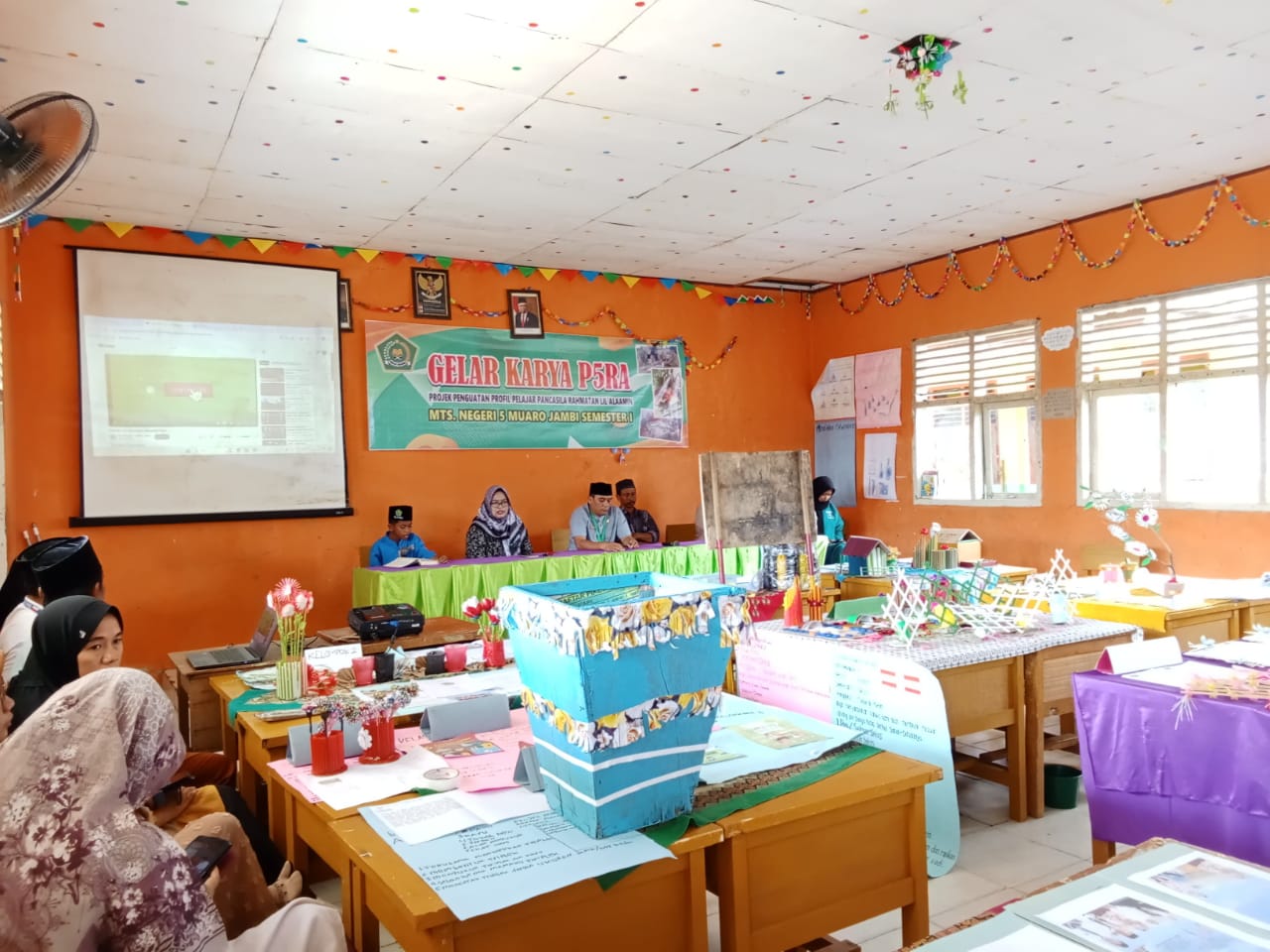 Bentuk Siswa Berkarakter, MTs N 5 Muaro Jambi Gelar P5RA Tiap Semester.